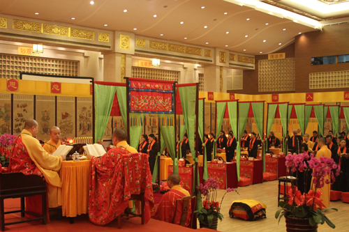上海玉佛寺消除公共隐患保护性修缮工程祈福水陆法会第五天说幽冥戒