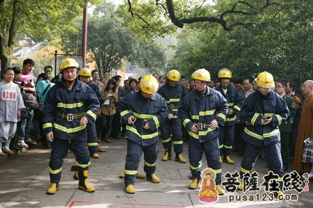 灵隐寺-杭州灵隐寺举行宗教界消防运动会