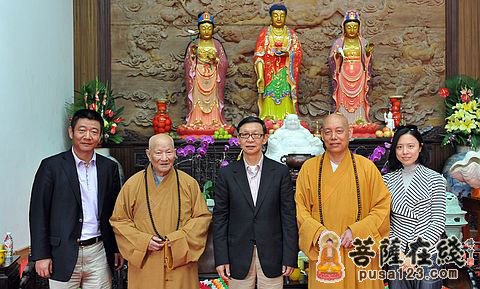 普陀山-中国银监会副主席蔡鄂生一行至普陀山视察