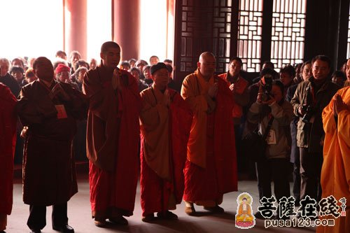 京毗卢寺大雄宝殿修缮竣工暨世界和平祈福法会