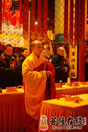 上海玉佛禅寺隆重举行供佛斋天大法会
