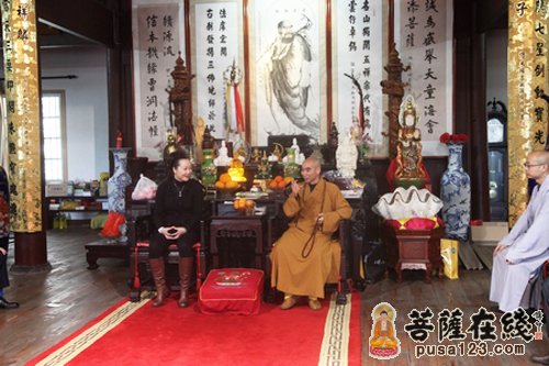 佛教-美东佛教研究总会会长应立人一行参访天童禅寺