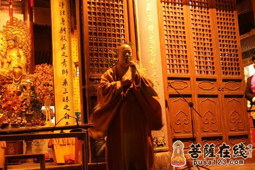音乐会-梵音无尽 灯灯相续—上海龙华古寺举行佛历二五五六年佛诞音乐会