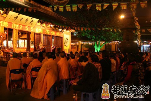 音乐会-梵音无尽 灯灯相续—上海龙华古寺举行佛历二五五六年佛诞音乐会