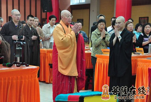 上海真如寺妙灵长老于扬州文峰寺般若讲堂宣讲《普贤菩萨行愿品》