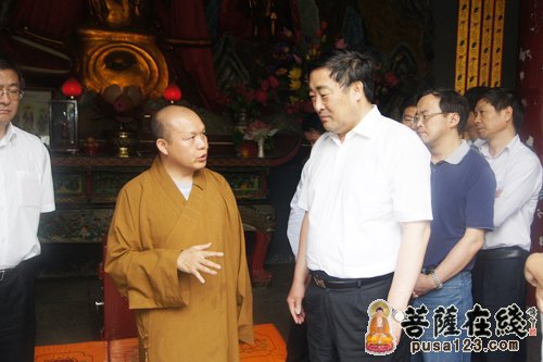 五祖寺-国家防汛抗旱检查组领导一行莅临黄梅五祖寺参观视察