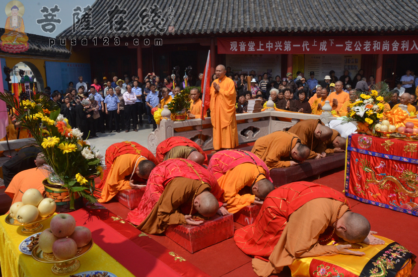【高清图集】江苏海安观音寺举行成一老和尚舍利入塔追思赞颂法会