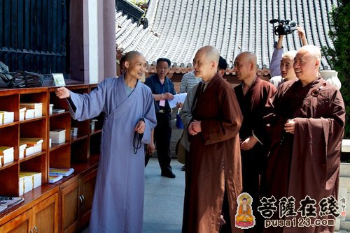 林省佛教协会会长成刚老法师参访安徽宣城弘愿寺