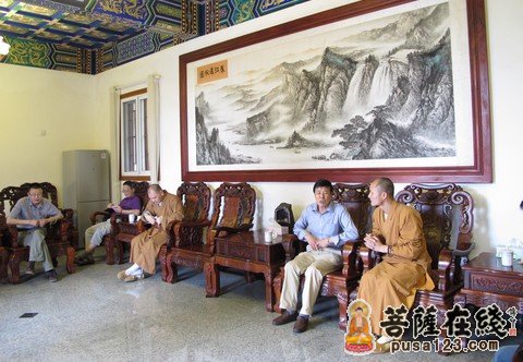 普陀山-普陀山佛协一行赴山中七座寺庵开展消防安全检查和财务指导工作