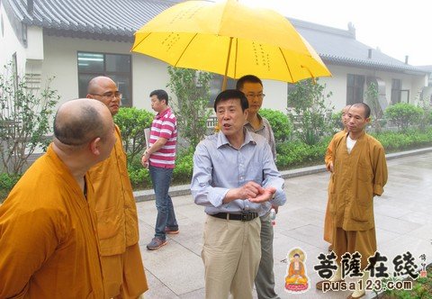 普陀山-普陀山佛协一行赴山中七座寺庵开展消防安全检查和财务指导工作
