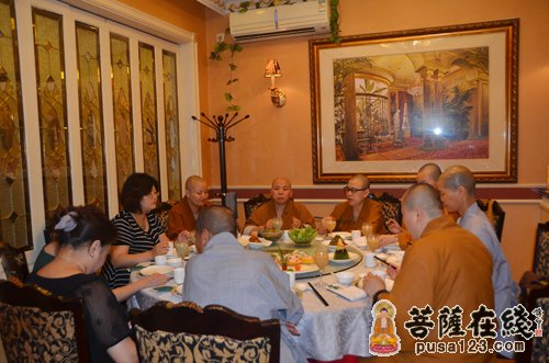 崇明-上海市全市尼众道场主要负责人联谊会议在上海崇明观音庵举行