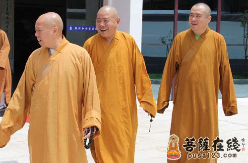 寒山寺-江苏佛协会长心澄法师一行赴苏州寒山寺和合安养院视察指导