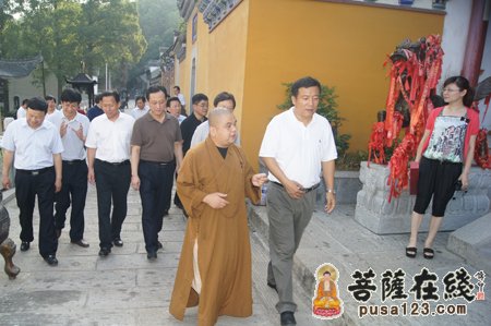 五祖寺-湖北省水利部党组副书记、副部长矫勇一行视察黄梅五祖寺
