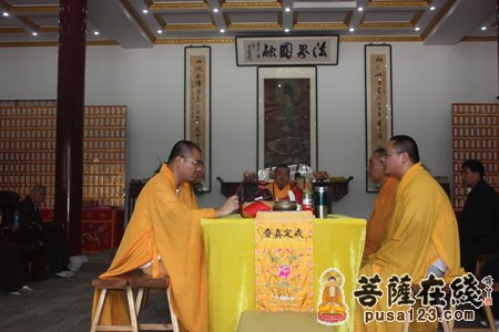 佛教-昌智法师来上海寿安寺为惟觉法师闭关“护关”