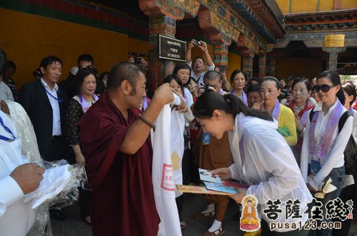 摄影-上海玉佛禅寺“慈爱·吉祥之旅”一行参拜甘丹寺、布达拉宫、大昭寺