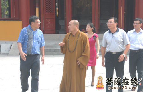 慈善-泰州市民族宗教事务局局长万永良一行参观光孝律寺