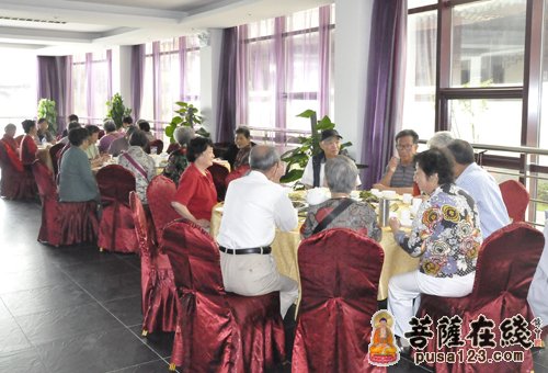 寒山寺-苏州寒山寺“静心安心 关爱老人”公益活动开班