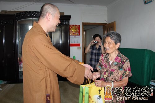 佛教-上海龙华古寺关于“佛教慈善周”工作汇报