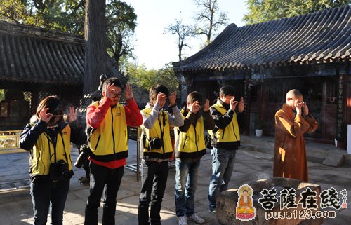 文化-大菩文化参访团一行参学北京龙泉寺