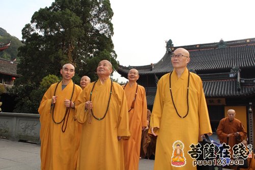 “南海观音普陀山寻根之旅代表团”参访天童禅寺