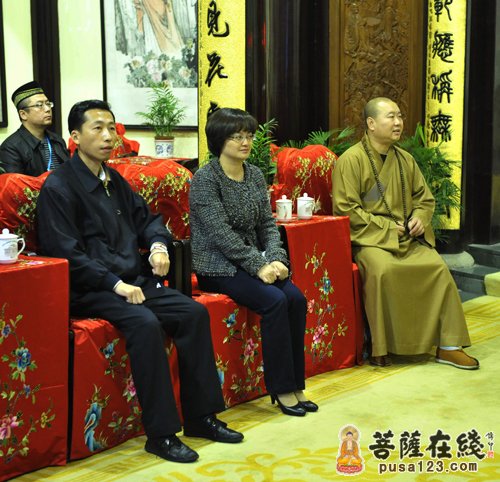 佛教-全国青联宗教界别委员参访玉佛禅寺