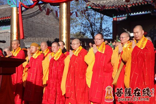 山海关大悲院隆重举行全堂佛像开光庆典法会