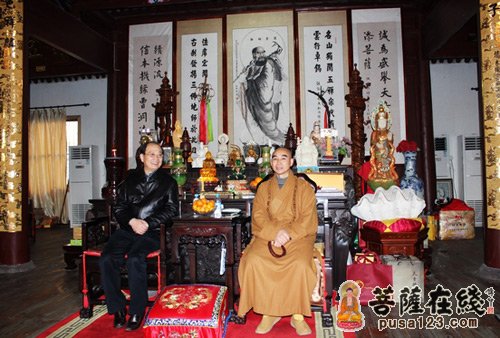 佛教-宁波市政协副主席、市委统战部部长胡建岳视察天童禅寺