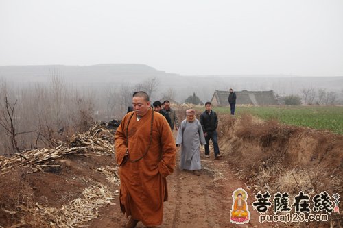 嵩山少林寺方丈永信大和尚一行参访白元净土寺