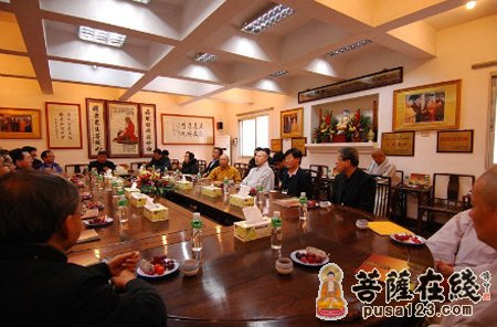 韩国佛教宗团协议会会长慈乘长老一行参访广州光孝寺