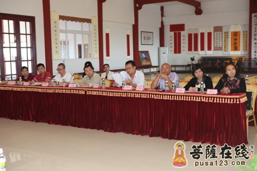 佛教-海南省佛教协会召开涉及寺庙管理有关问题学习讨论会