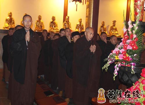 寒山寺-苏州寒山寺举行2013年寺院请执送位仪式