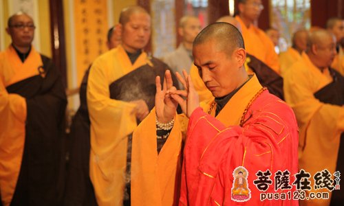 佛教-四川雅安市荥经县云峰寺举行清德长老退居仪式