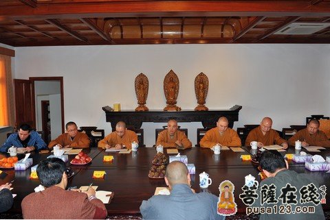 杭州市佛协会长光泉大和尚一行访问普陀山佛教协会