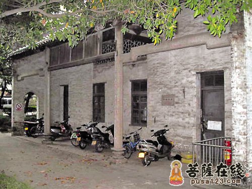 佛像-寻根佛文化  三尊佛像应安身何处