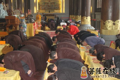奉化雪窦山资圣禅寺“慈光人生”居士培训班举行