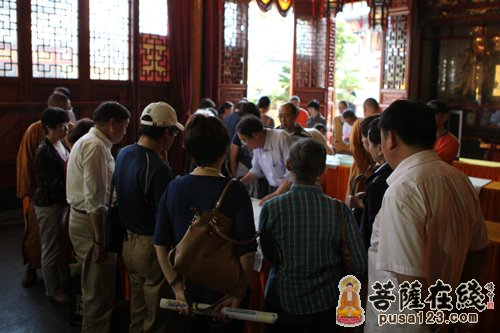 摄影-上海西林禅寺召开“崇恩书画院”成立八周年座谈会