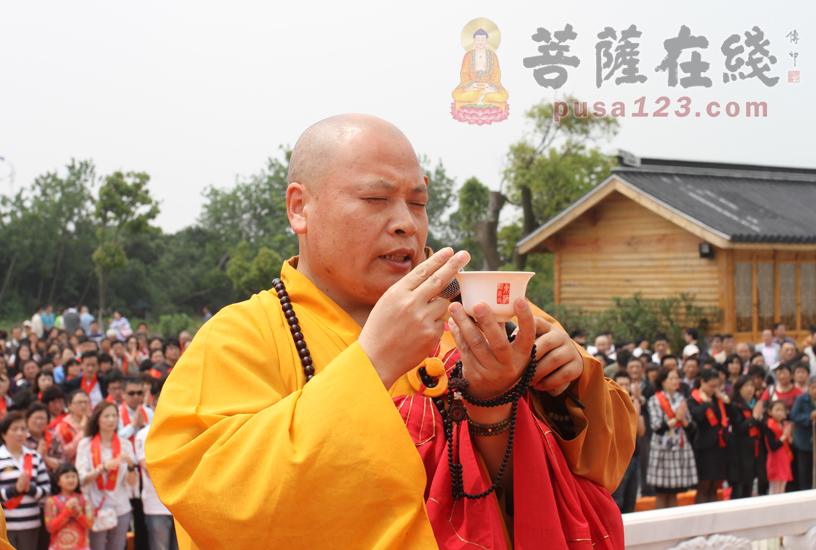 【高清图集】东海观音寺举行筹建七周年暨观音宝塔佛像开光法会