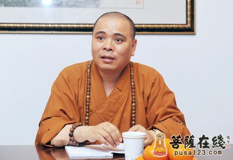 普陀山佛协会长道慈大和尚一行参访龙寿庵