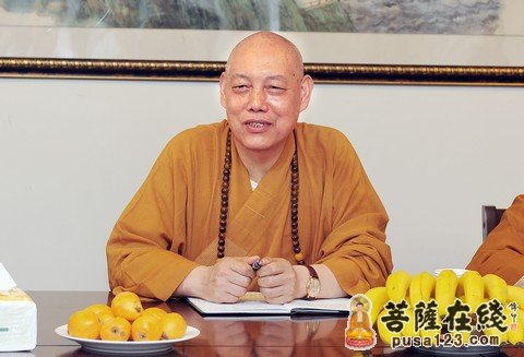 普陀山佛协会长道慈大和尚一行参访龙寿庵