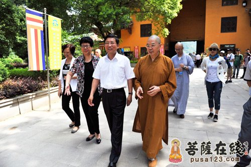 国家宗教局副局长蒋坚永考察韶关南华禅寺