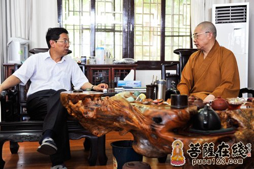 国家宗教局副局长蒋坚永考察韶关南华禅寺