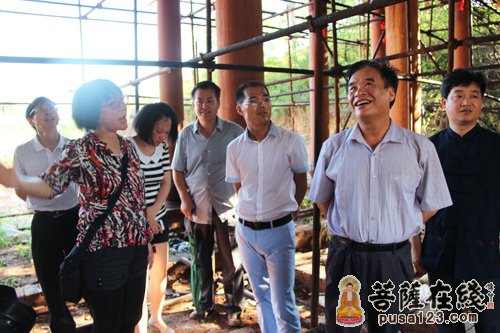 江西民宗局局长谢秀琦视察月湖岩观音苑