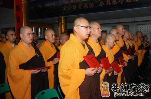 法门寺-陕西法门寺佛学院举行首届本科生暨研究生毕业典礼
