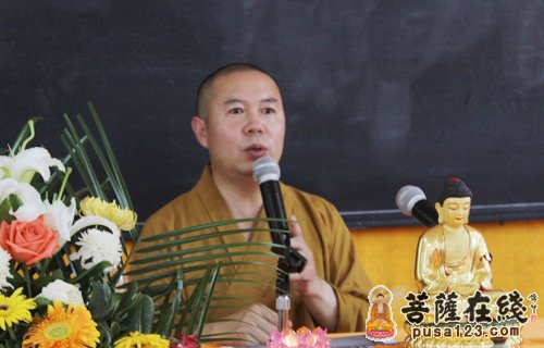 妙峰法师应邀于天童禅寺作《禅的觉悟》讲座