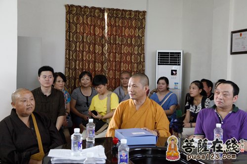 佛教-湖北咸宁市咸安区佛教协会举行“善财助学计划”(图文)