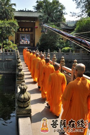 佛教-“电光幻影”的佛教电影是如何练成的？