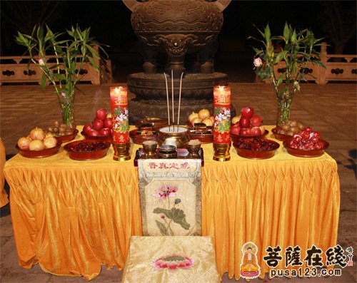 绍兴安康寺举行中秋月光菩萨上供法会