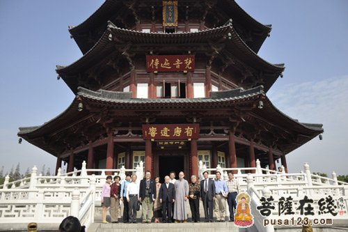 寒山寺-“孙中山与宋庆龄研讨会”访问团参访苏州寒山寺