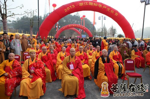 出席开光法会的汉传佛教高僧(图片来源:菩萨在线 摄影:妙然)