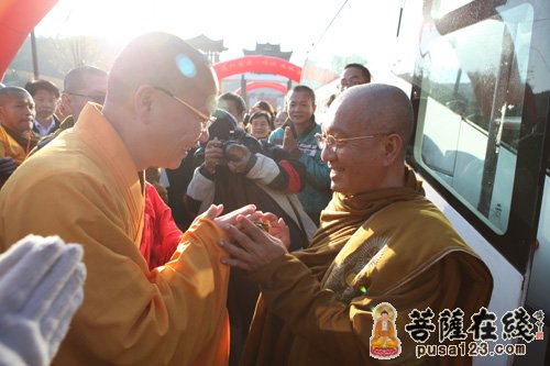 佛教-西哈努克亲王逝世一周年追思法会在龙泉崇仁寺举办